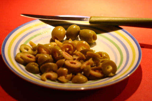 noodles-pesto-olives-2